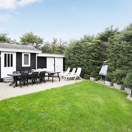 Two-bedroom Holiday In Harboore 4 *