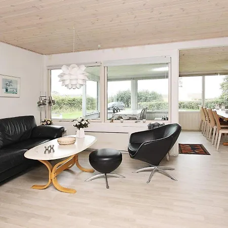 Two-bedroom Holiday In Harboore 4 Lihme