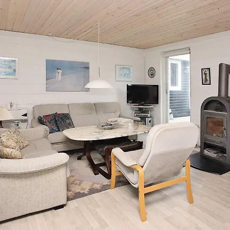 Two-bedroom Holiday In Harboore 4 بيت للعطل *
